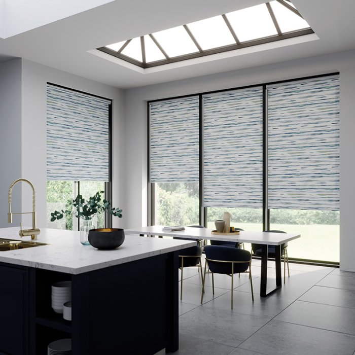 Miro Cardona Bi-fold door blinds bi-fold blinds